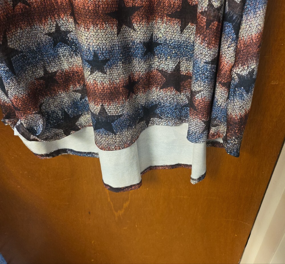 LuLaRoe "Carly" Star Print High/Low Midi Dress in Blue, Red & White - Picture 3 of 4